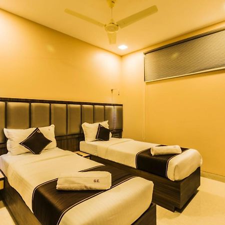 Hotel Golden Crown Bombaj Zewnętrze zdjęcie